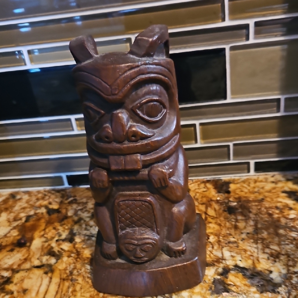 Vintage Haida Bear Totem Pole By Shaman's of British  Columbia. B.C.
